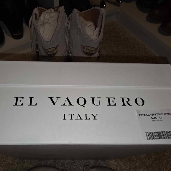 EL VAQUERO Arya Silverstone Ghost Wedge Moccasin Boots - Picture 12 of 16